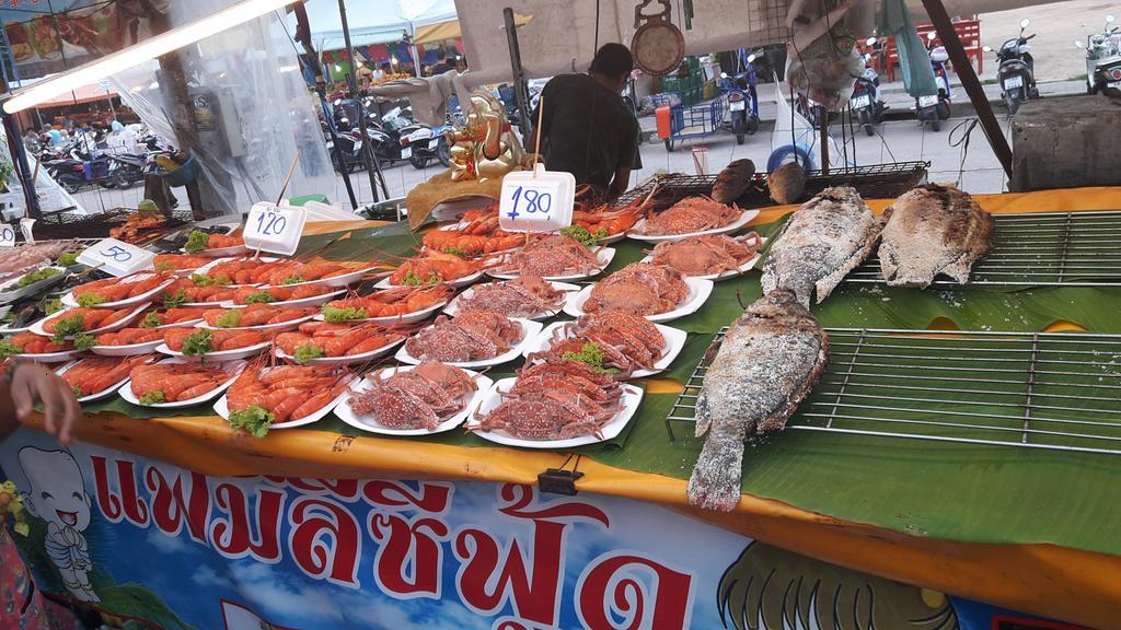 Casanova Inn Pattaya Kültér fotó